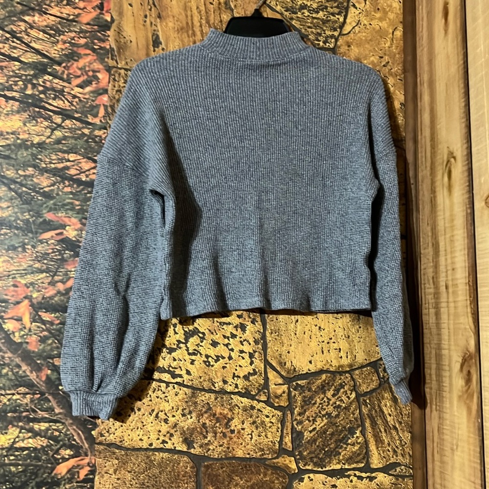 So Cozy Top grey low turtleneck sweater size small.